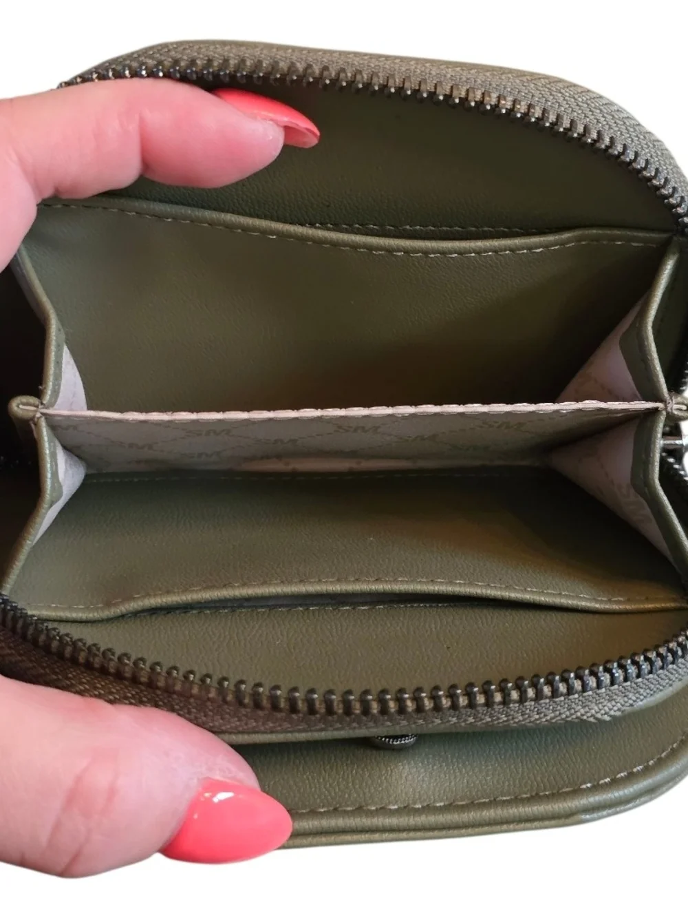 Steve Madden Olive Green Zip Coin Wallet Card Holder Dome Pouch NWT